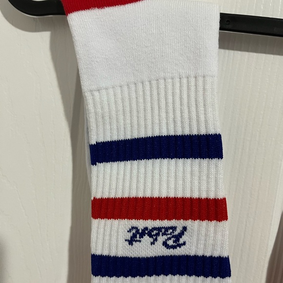 Pabst Blue Ribbon (White) Socks - New Without Tags - Picture 3 of 3